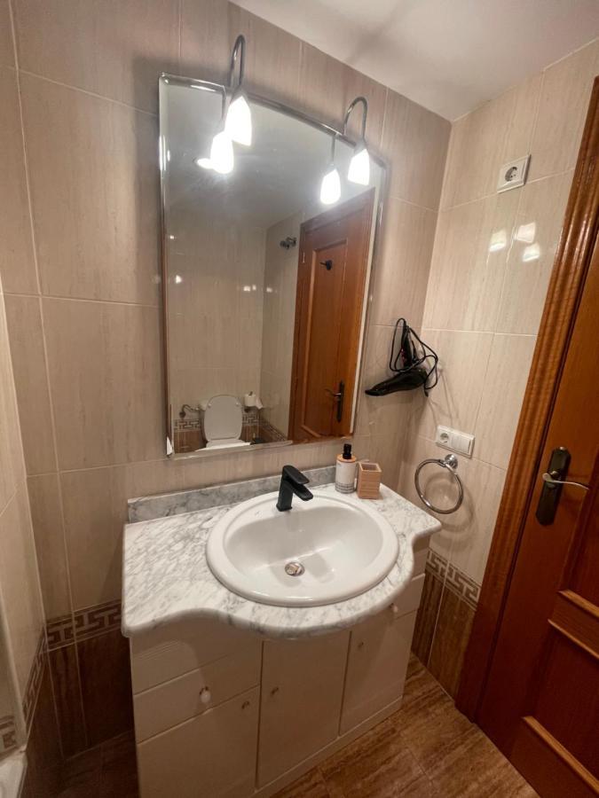 Traveler'S Beach Apartment With Sea View, Free Coffee & Parking Бенидорм Экстерьер фото