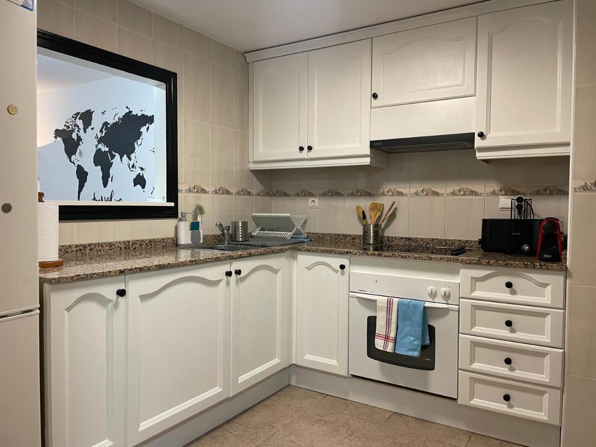 Traveler'S Beach Apartment With Sea View, Free Coffee & Parking Бенидорм Экстерьер фото